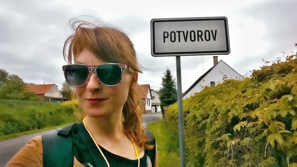 V rámci diplomové práce Štěpánka Kotková propojila všech 13 míst několikadenní pěší a cyklistickou poutí