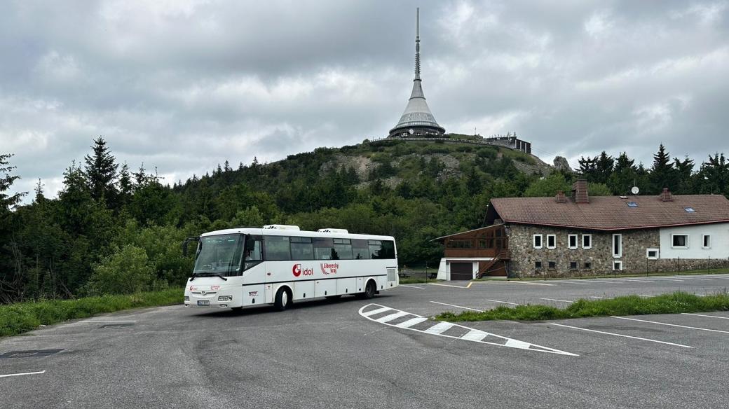 Na Ještěd jezdí z Liberce autobus