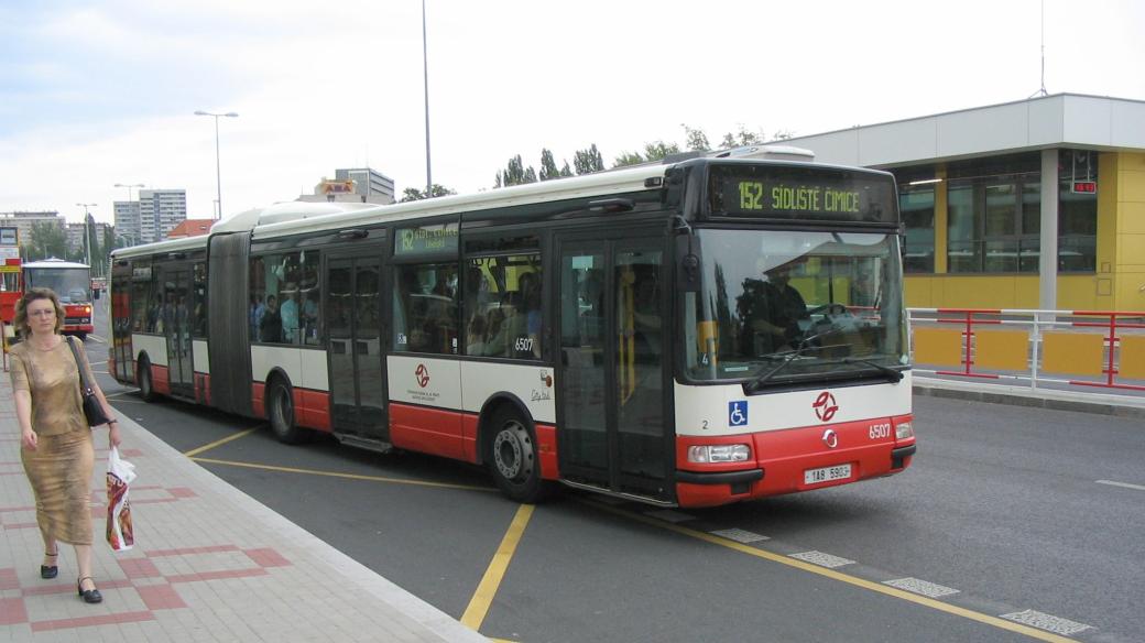 Autobus, MHD, Praha a střední Čechy (ilustrační foto)