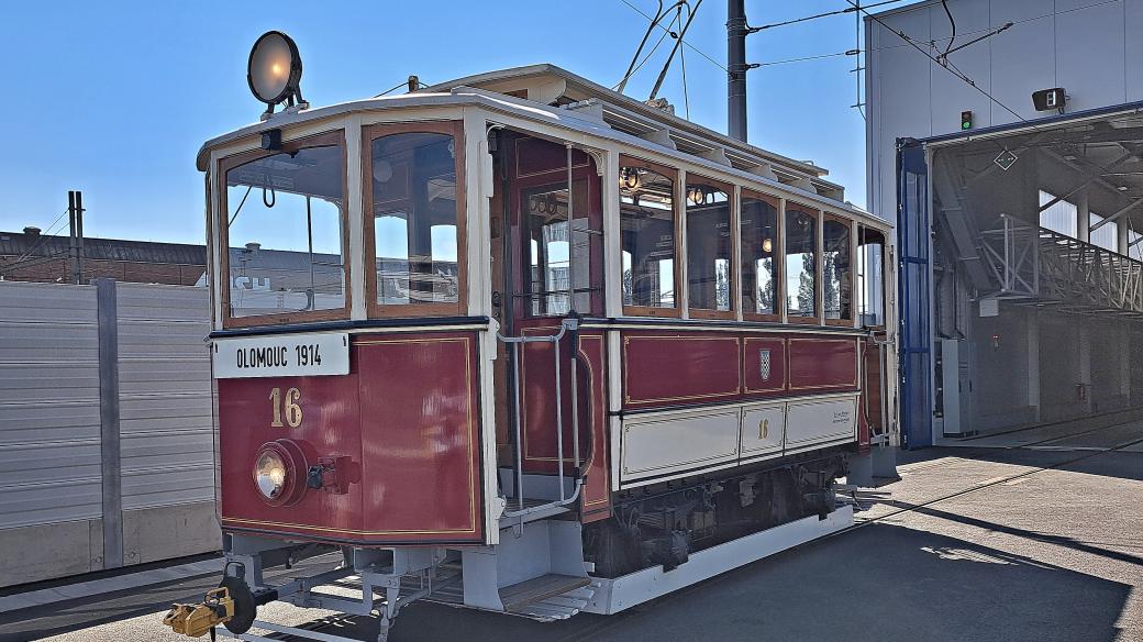 Olomoucká historická tramvaj