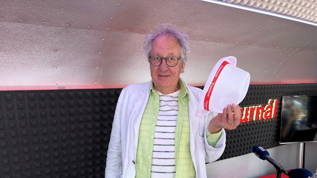 Australský herec Geoffrey Rush hostem Radiožurnálu ve Varech