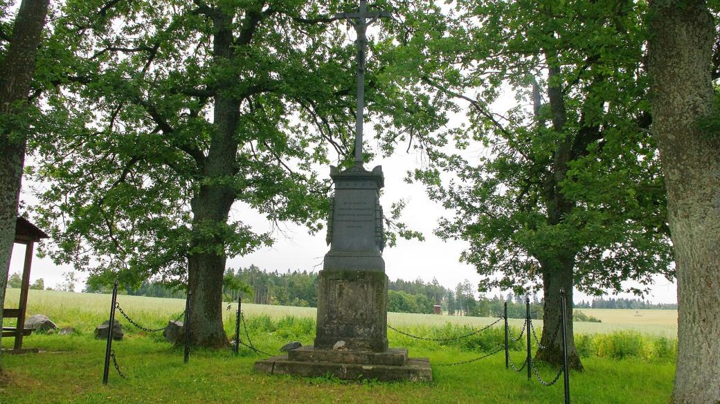 Černý kříž u Domašova nad Bystřicí