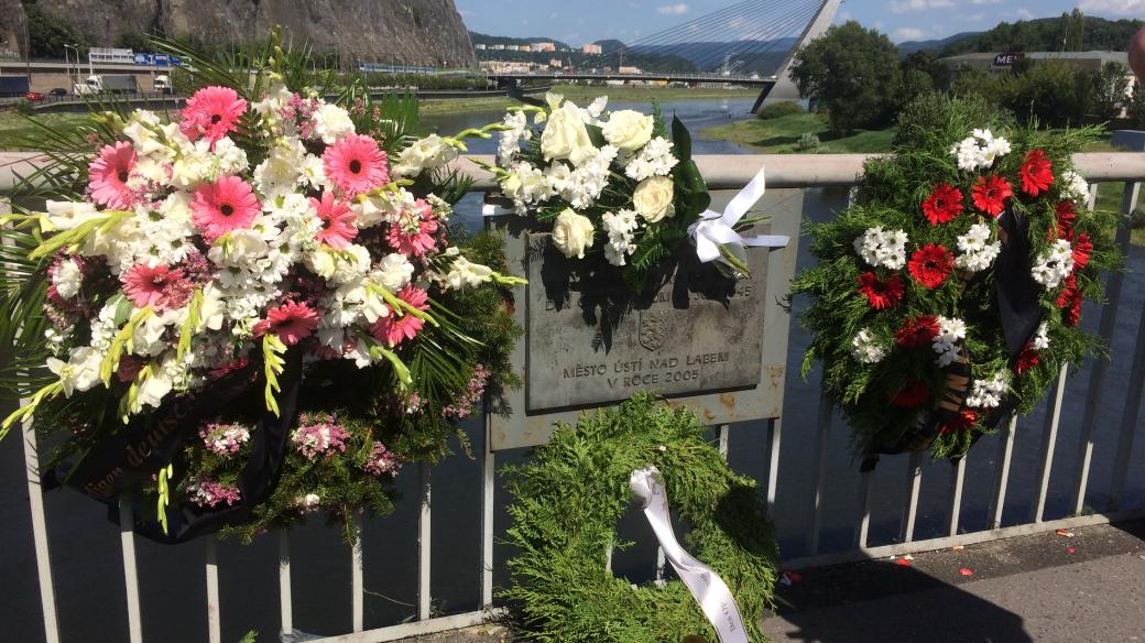 Pamětníci si v Ústí nad Labem připomněli oběti „ústeckého masakru“ z roku 1945