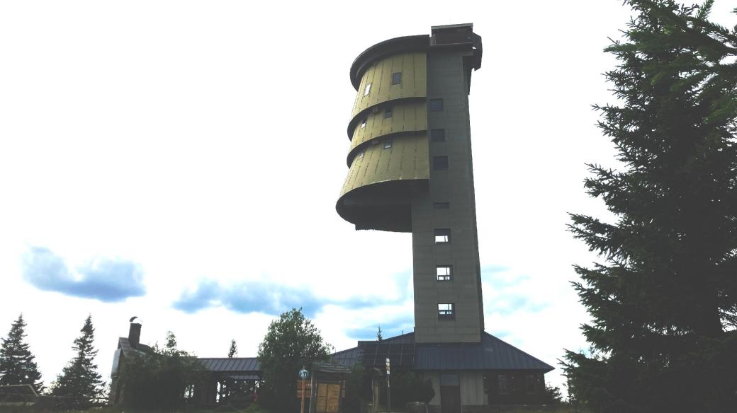 Rozhledna Poledník u Prášil na Klatovsku