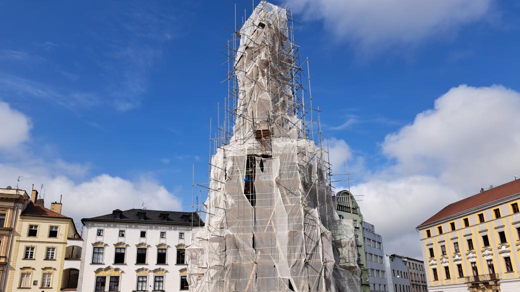 Sloup Nejsvětější Trojice v historickém centru Olomouce se bude opravovat až do konce roku 2026