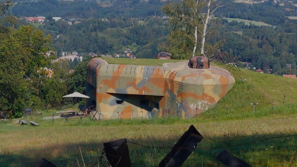 Zachráněný a zpřístupněný pěchotní srub Březinka nad Bělovsí