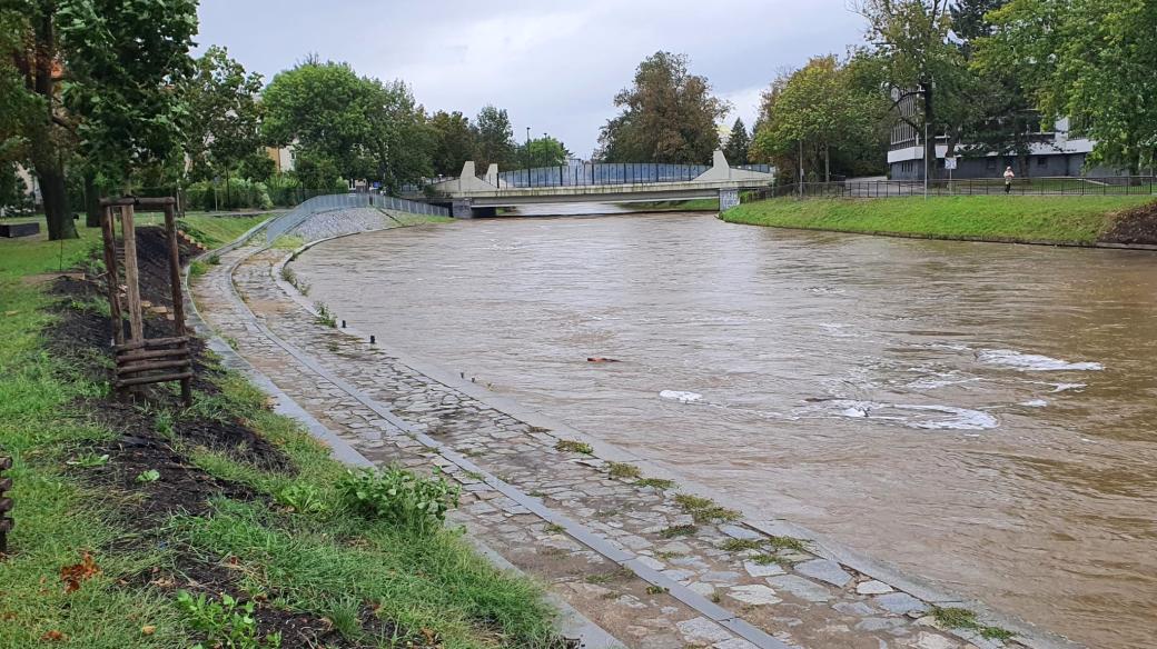 Zvýšená hladina Malše v Českých Budějovicích