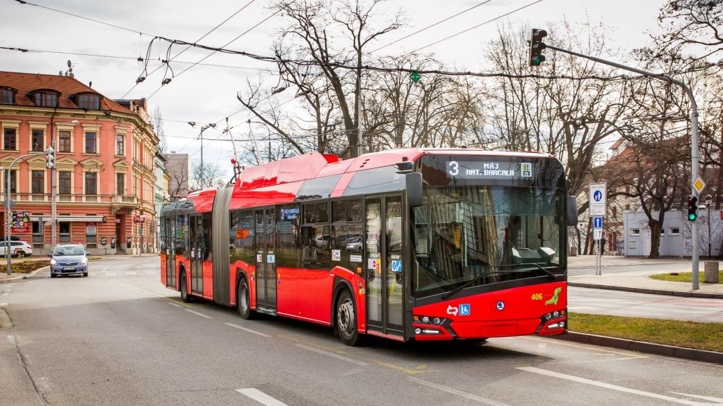 MHD České Budějovice, městská hromadná doprava, autobus, Mariánské náměstí