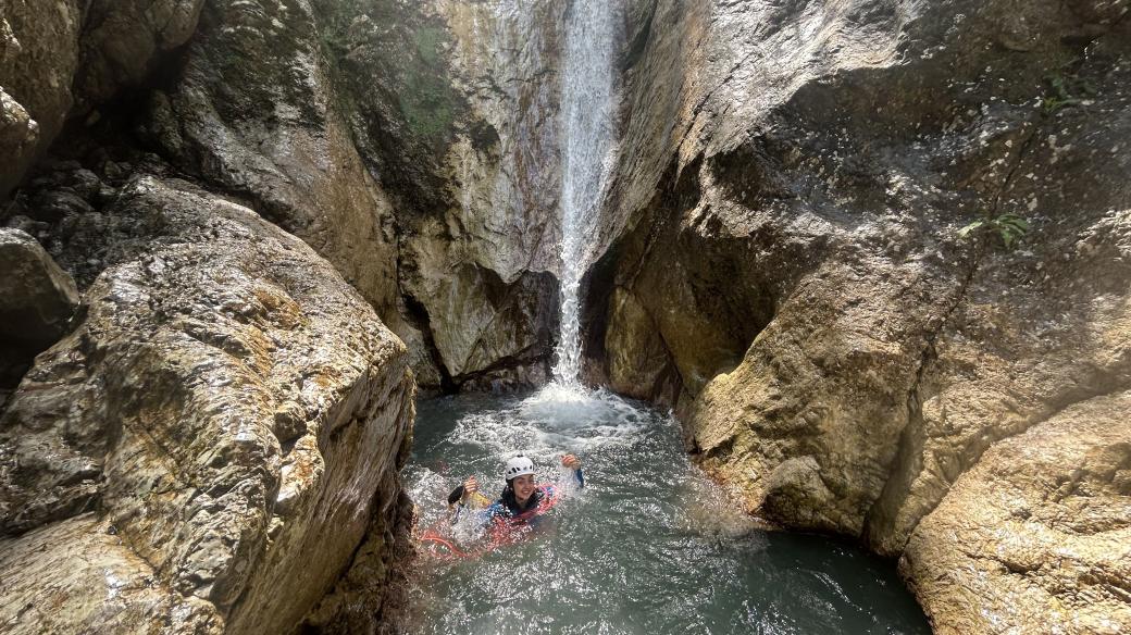 Zpravodajka Zdeňka Trachtová si canyoning prý nezkusila naposledy