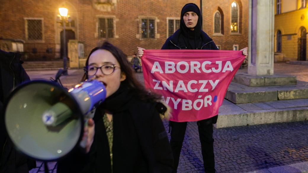 Protest proti odsouzení Justyny Wydrzynske ve Wroclawi