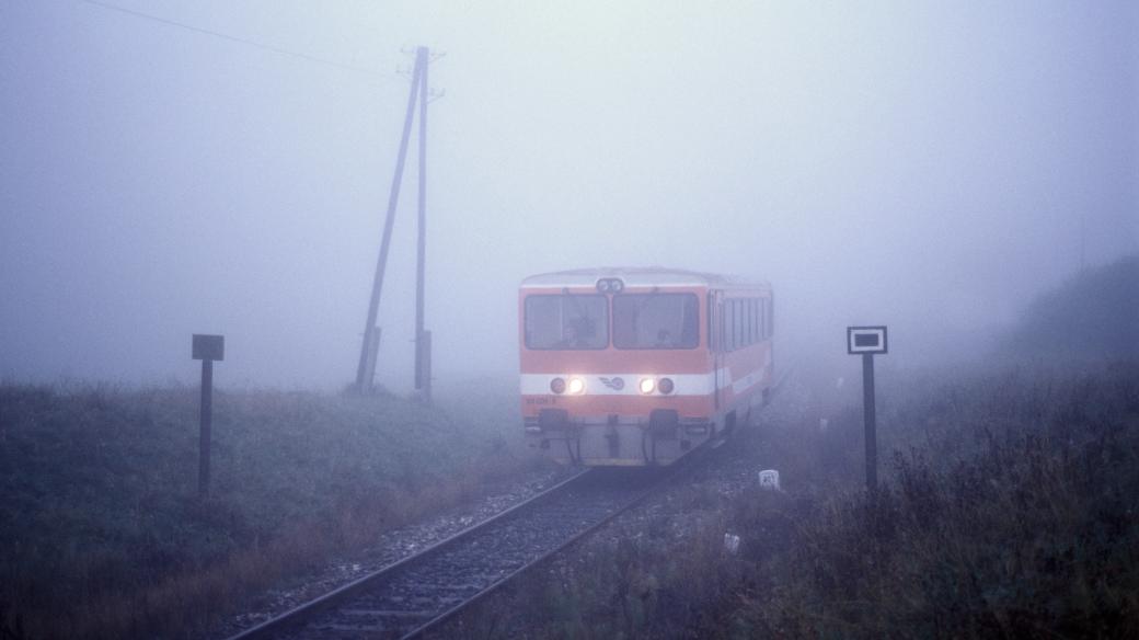 Slovenské rudohoří, vlak, dráha (ilustrační foto)