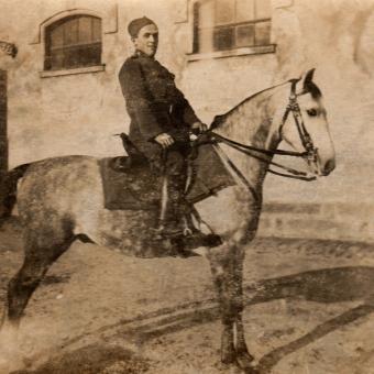 Československý voják na koni, kolem roku 1920