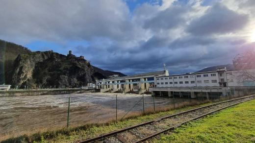 Vzedmutá hladina Labe pod Masarykovými zdymadly v Ústí nad Labem