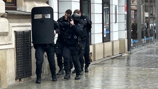 Cvičení zásahu proti fiktivnímu útoku na náměstí T. G. M. v Přerově