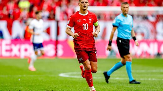 Granit Xhaka jako kapitán švýcarské reprezentace