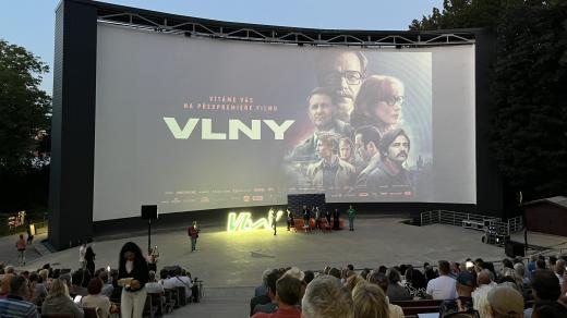 Předpremiéra filmu Vlny v letním kině v Boskovicích