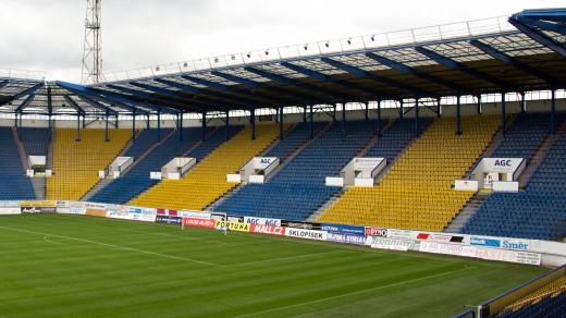 Teplický fotbalový stadion Stínadla