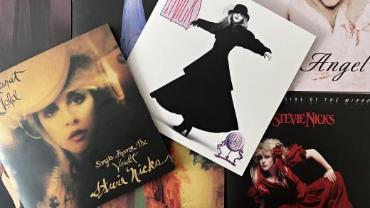 Stevie Nicks – Rock A Little