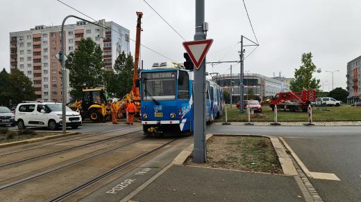 Rekonstrukce tramvajové trati na Koterovské