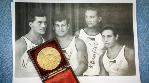 Olympijská medaile z roku 1924 (Bedřich Šupčík), šplh, výstava Branky Body Brno na Špilberku