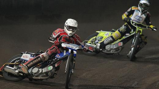 Memorial Luboše Tomíčka plochá dráha na stadionu Markéta