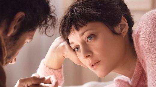 Plakát k filmu Bratr a sestra s Marion Cotillard a Melvilem Poupaudem v hlavních rolích